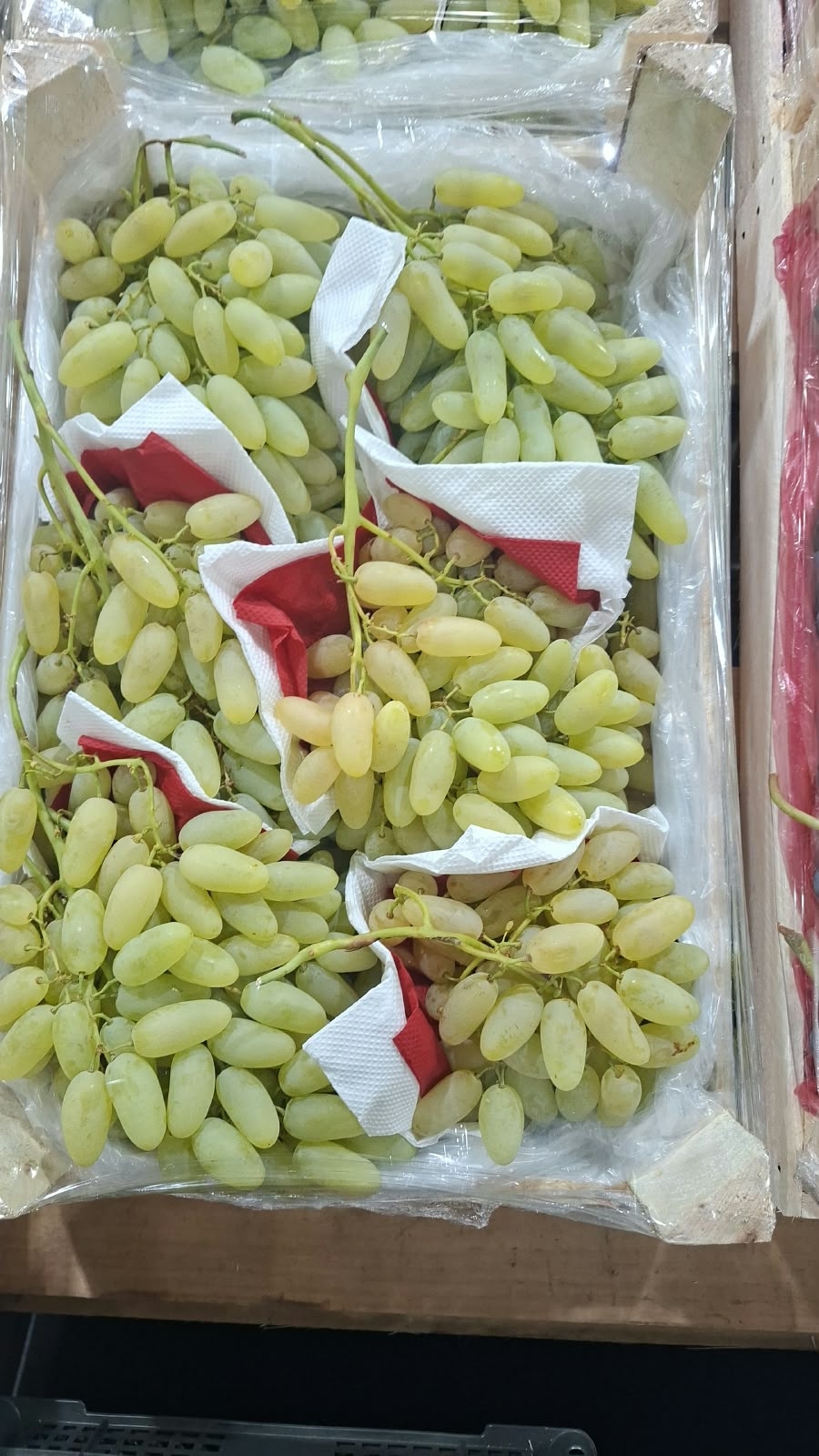 Виноград Дамские Пальчики 1
